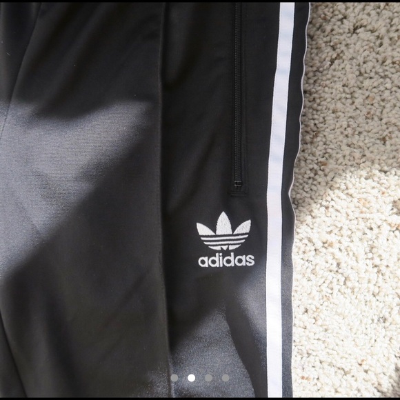 ADIDAS ORIGINALS SST TRACK PANTS. - Picture 2 of 4